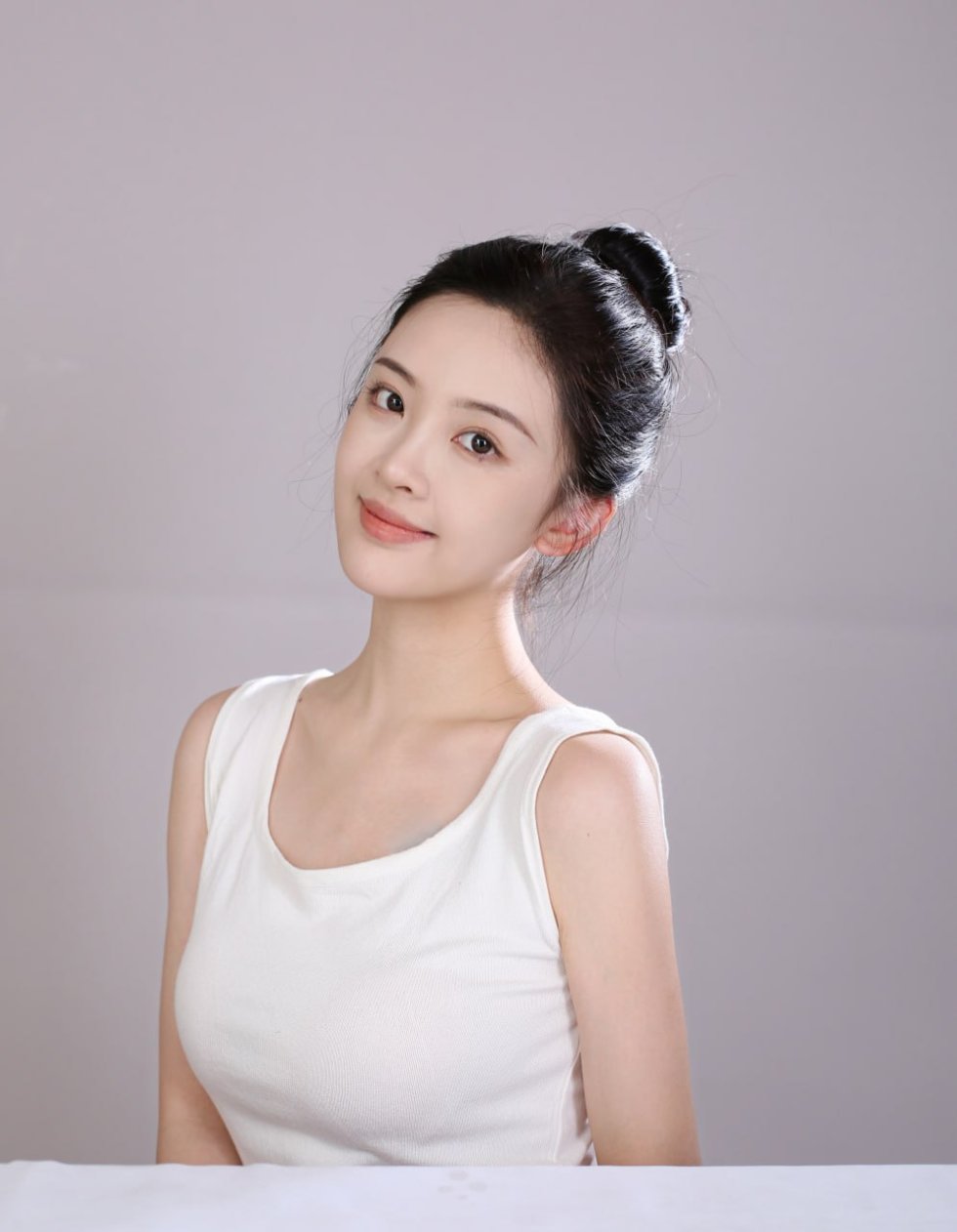 当金主遇上包养女大学生：从日常细节窥见情感与人际的微妙变化