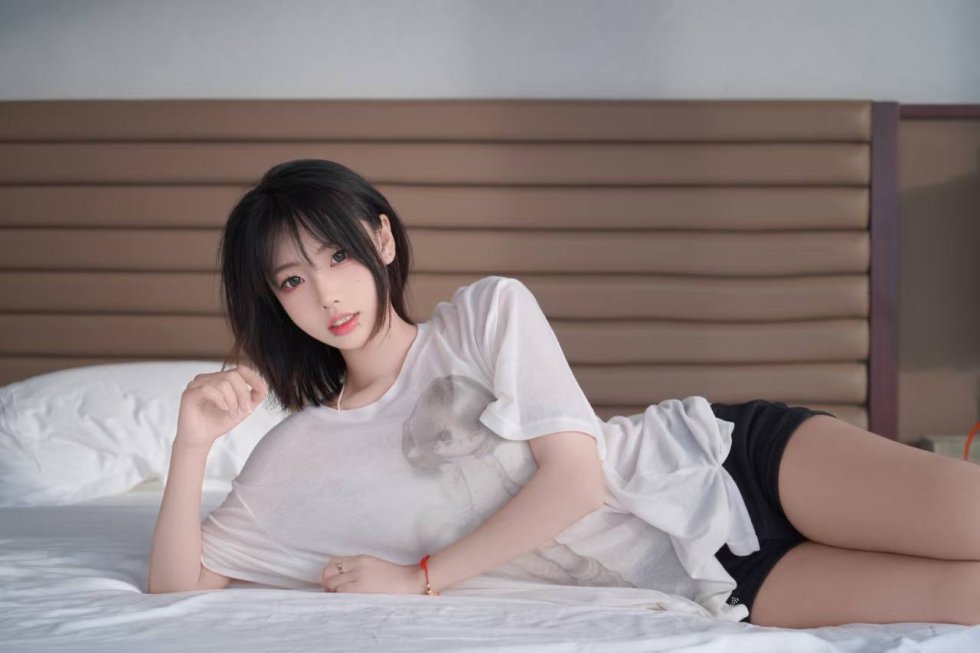 从金华到榆林的包养奇遇记：网红与教师的跨城故事