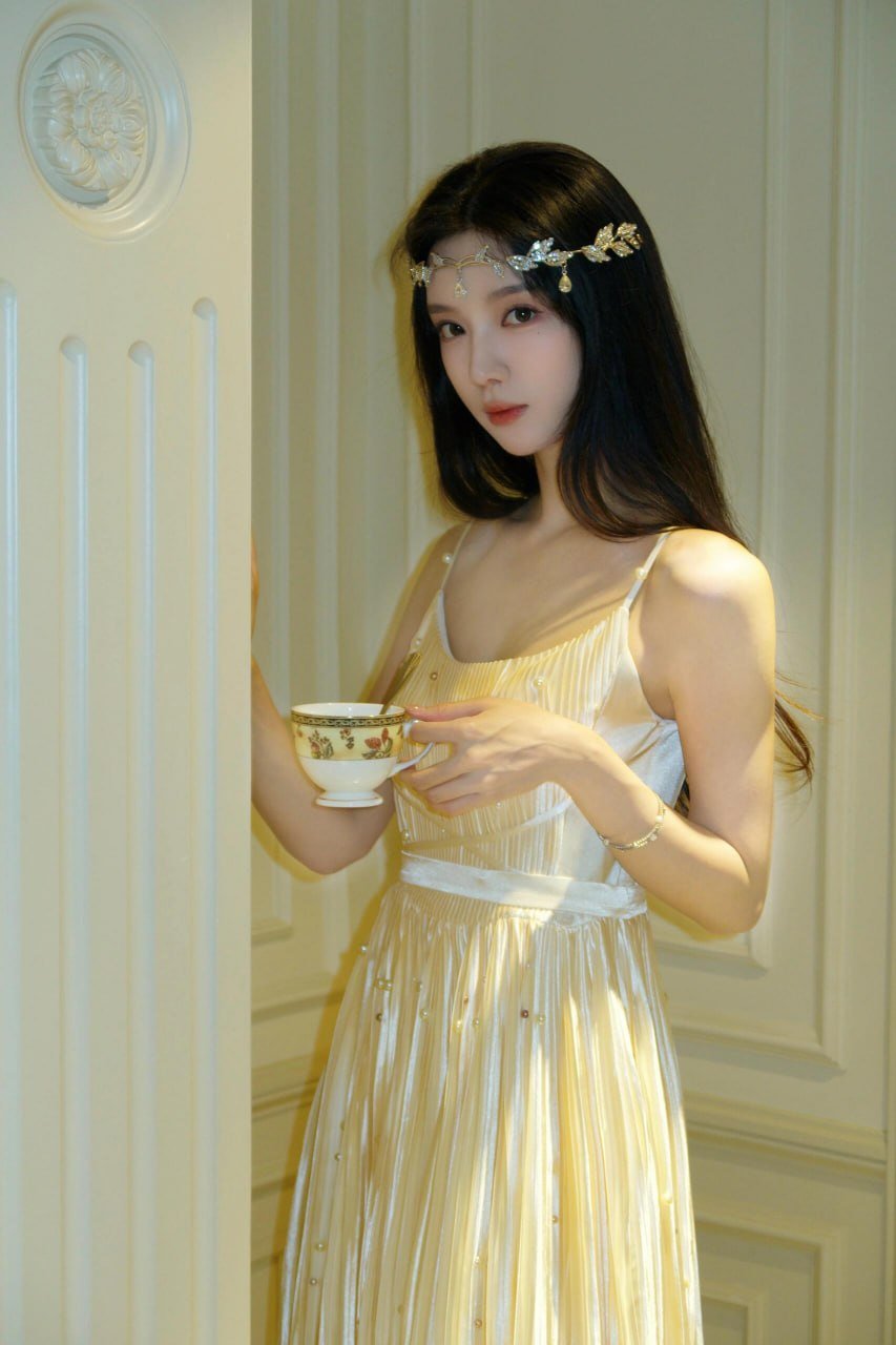 在洛阳的春日邂逅：一位年轻女孩的包养故事与心灵成长