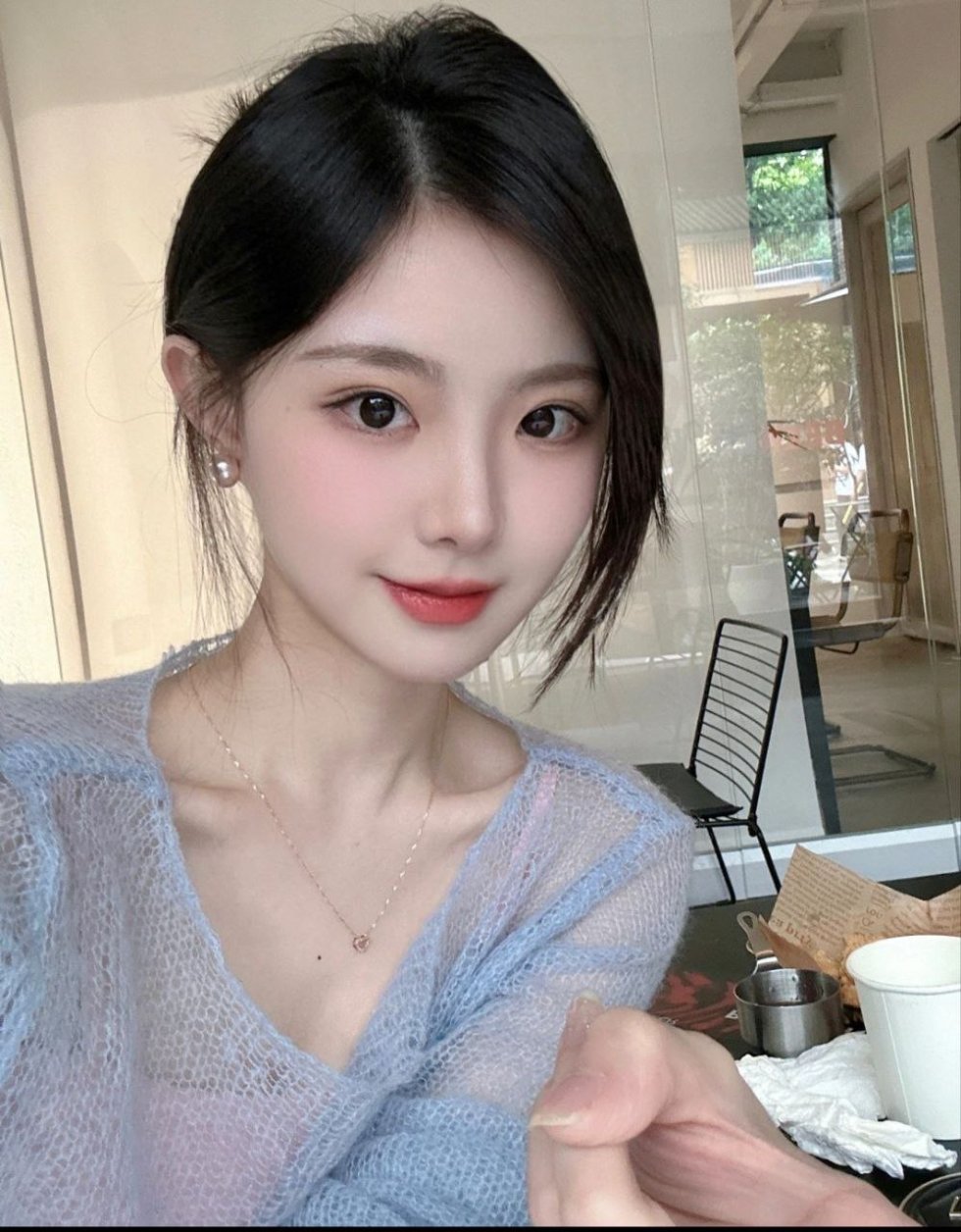 在天门皂市油菜花海中的包养经历与心灵成长之旅