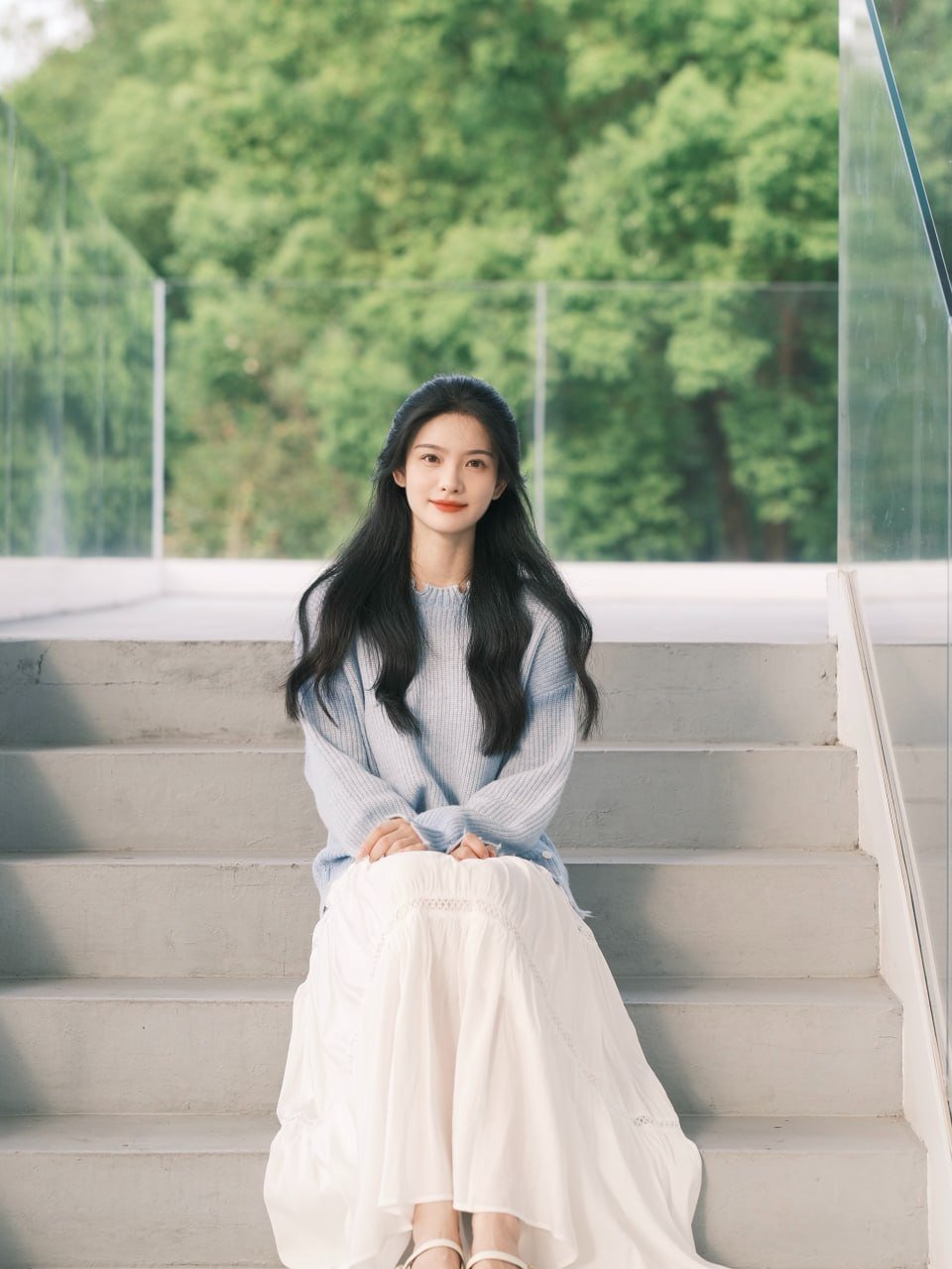 揭秘包养女大学生的真实体验与心理觉察：从铜仁到中卫的跨城故事