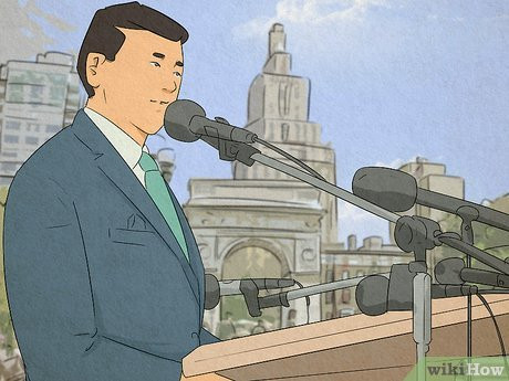 Step 6 Become famous to improve your chances of attracting a celebrity.